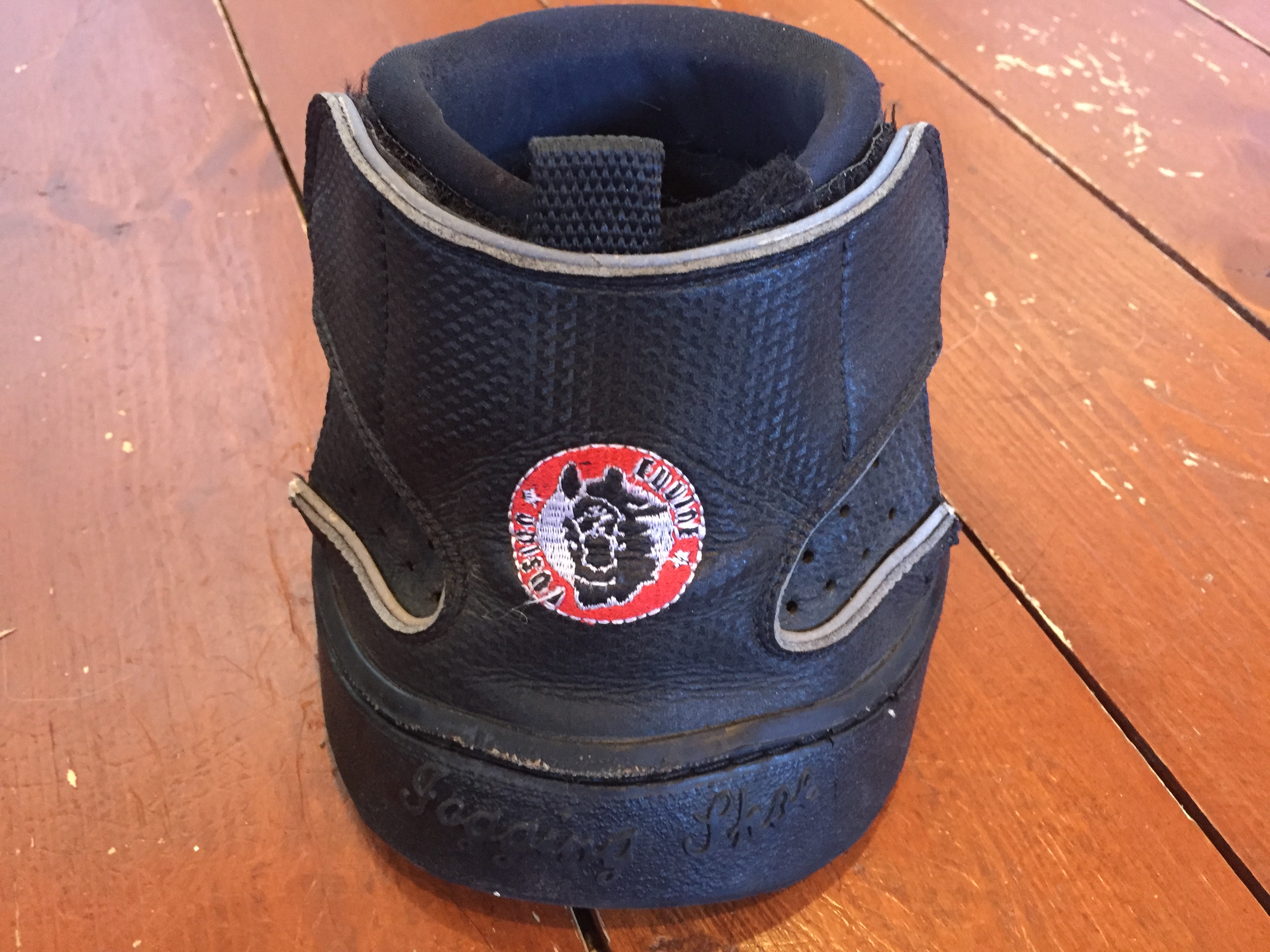 Equine Jogging Shoes » Cheap Hoof Boots